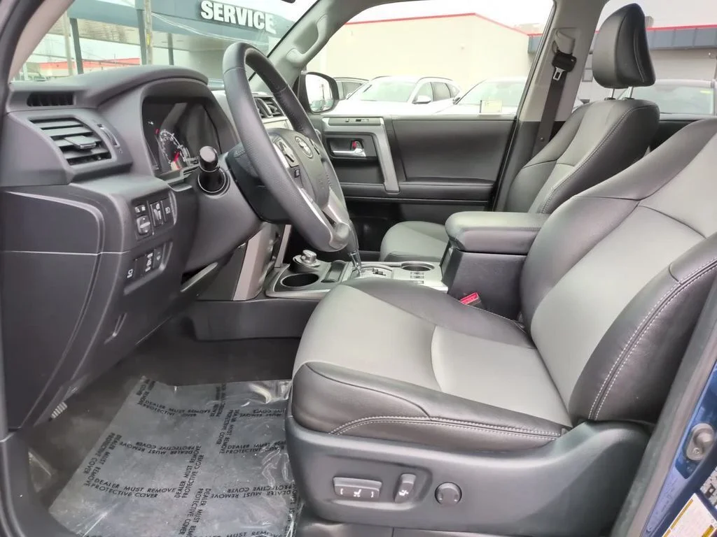 Used 2022 Blue Toyota SR5 Premium image 13