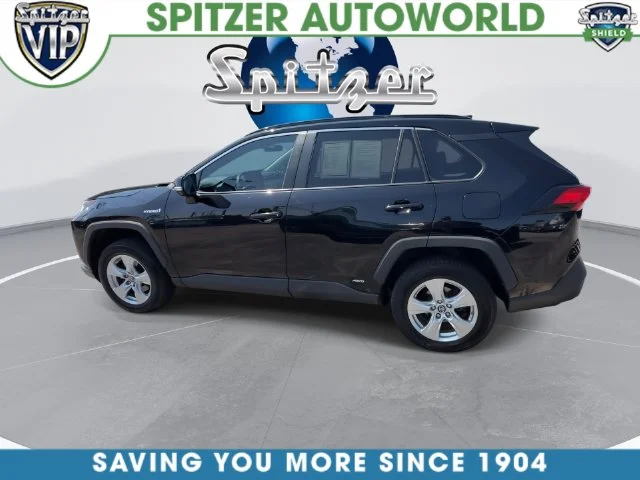 Used 2020 Black Toyota LE image 10
