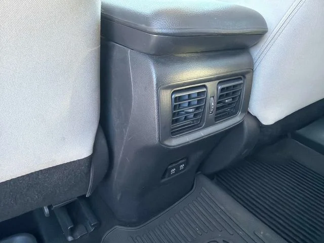 Used 2020 Silver Toyota XLE image 16