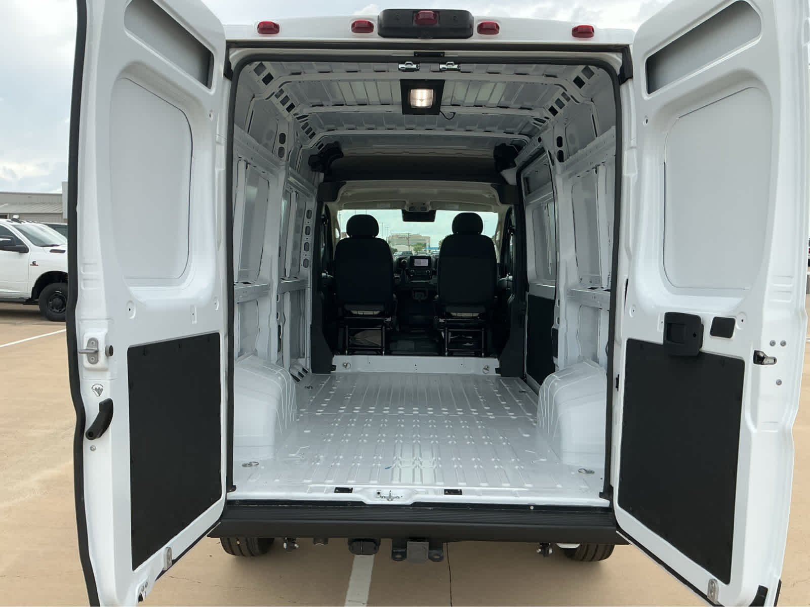 New 2026 Bright White Clearcoat Ram Tradesman image 15