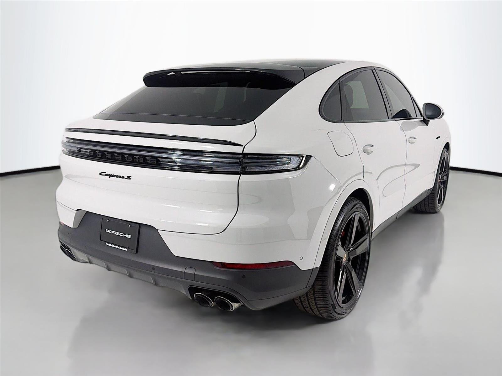 Used 2025 Chalk Porsche S E-Hybrid image 26