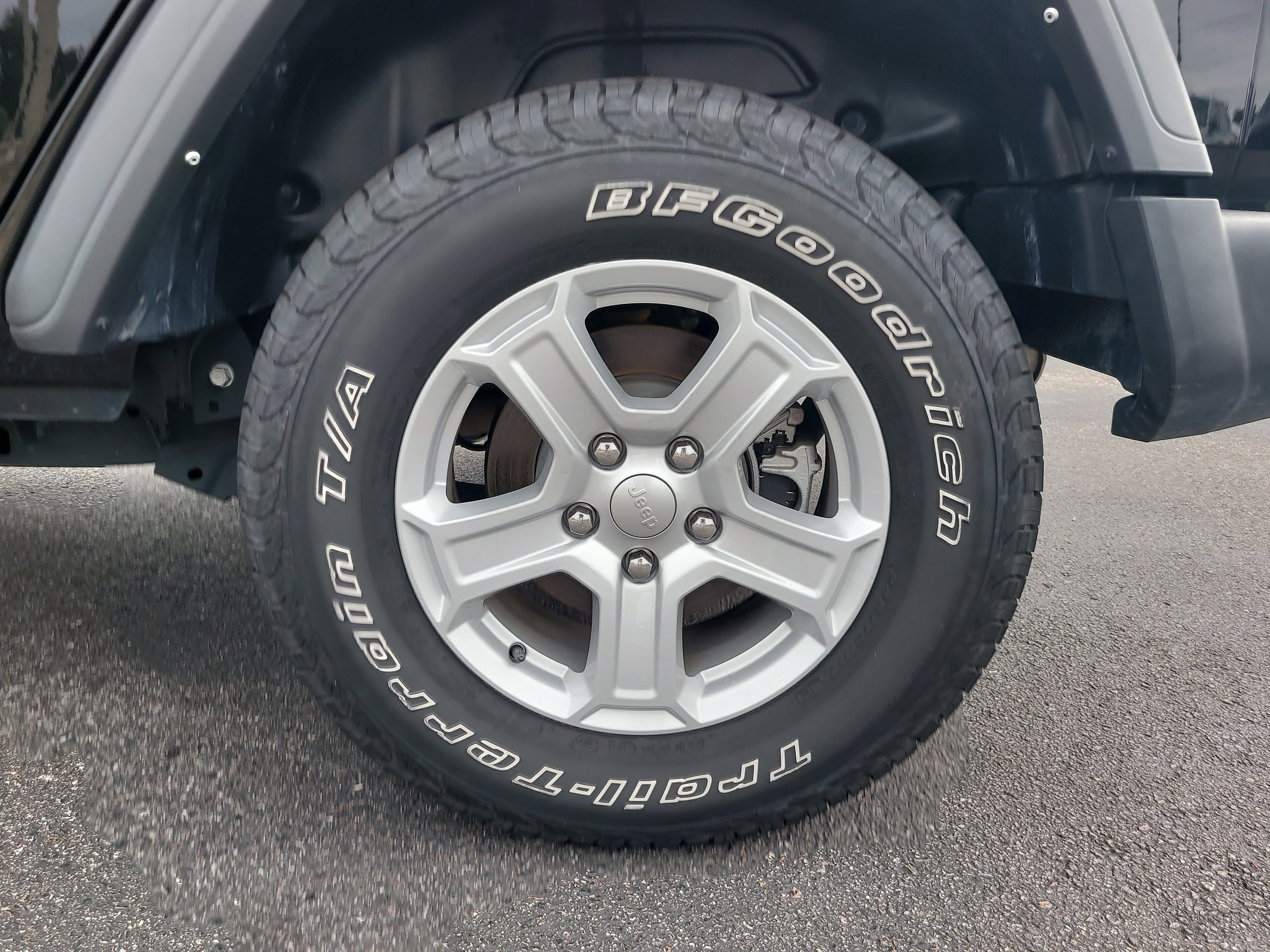 Used 2022 Black Clearcoat Jeep Unlimited Sport S image 8
