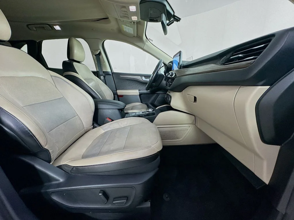Used 2020 White Metallic Ford Titanium image 35