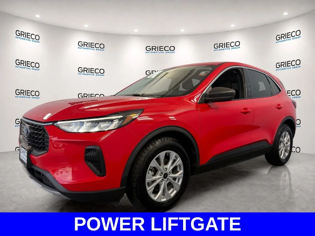 Used 2024 Red Ford Active image 3