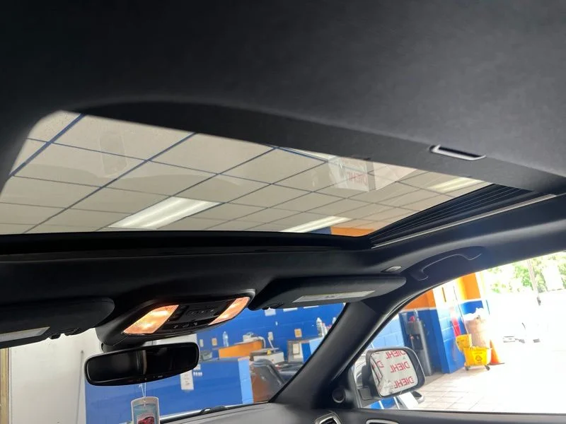 Used 2020 White Jeep Limited image 18
