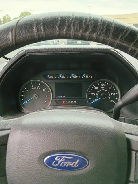 Used 2018 Gray Ford XLT image 6