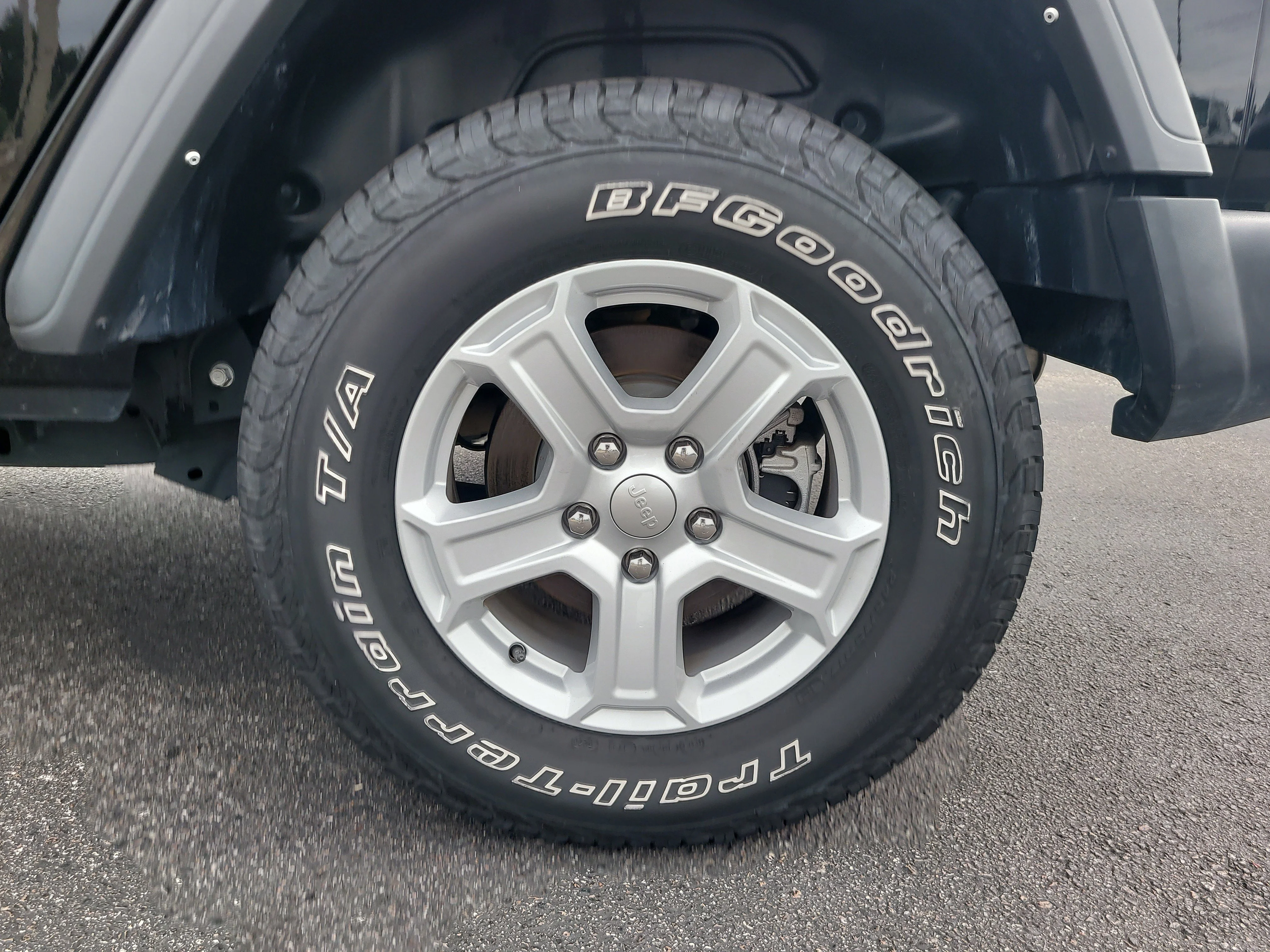 Used 2022 Black Clearcoat Jeep Unlimited Sport S image 8