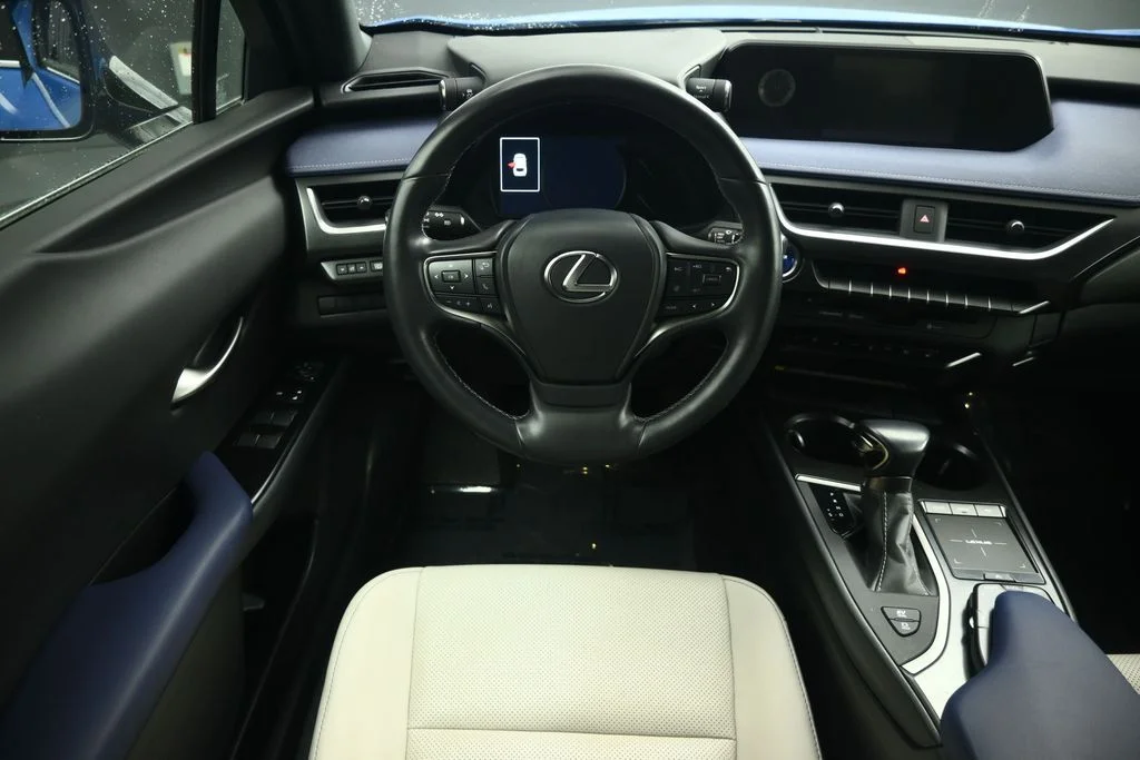 Used 2021 Blue Lexus 250h Base image 5