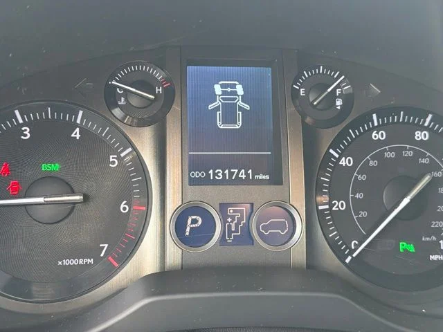 Used 2014 Gray Lexus 460 image 4