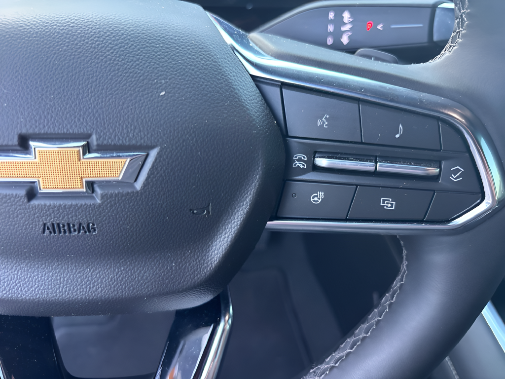 Used 2025 Black Chevrolet Premier image 15
