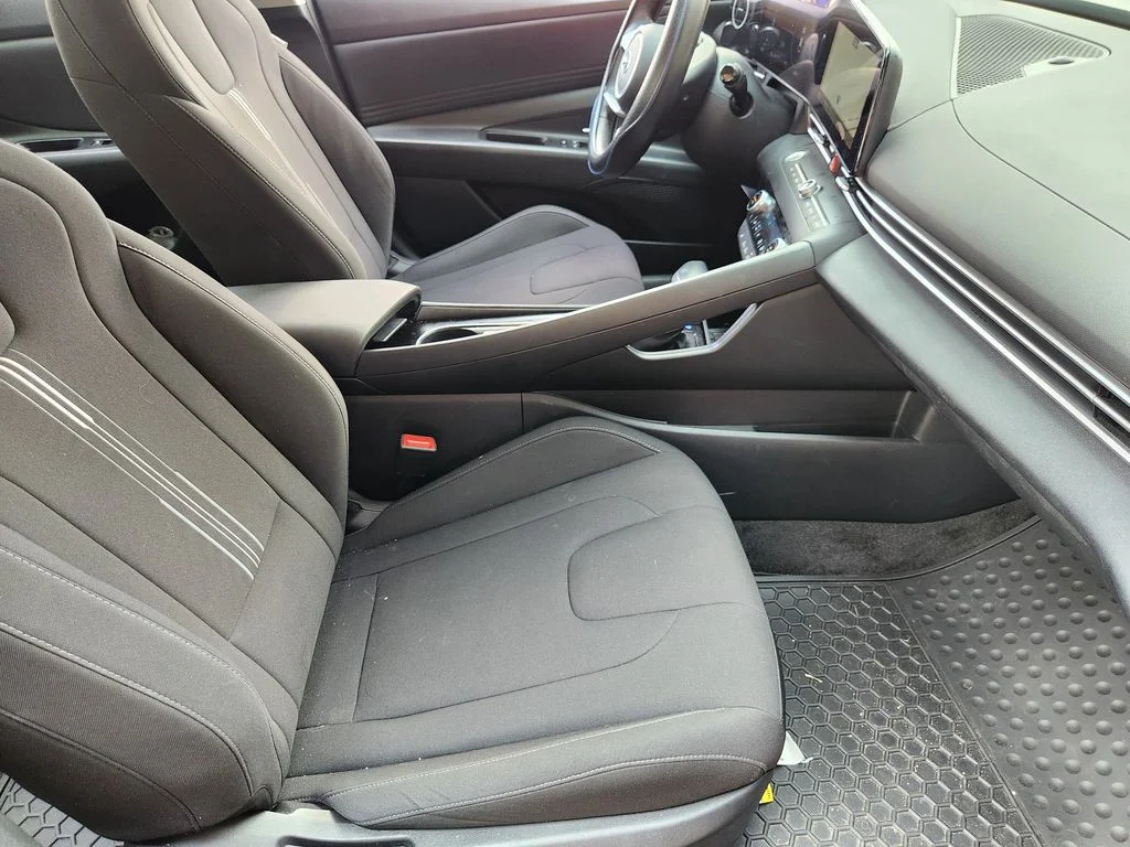 Used 2023 Intense Blue Hyundai SEL image 15