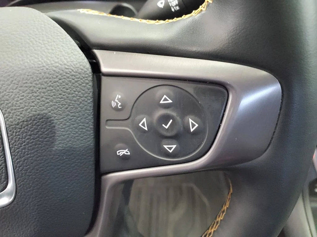 Used 2023 Black GMC AT4 image 15
