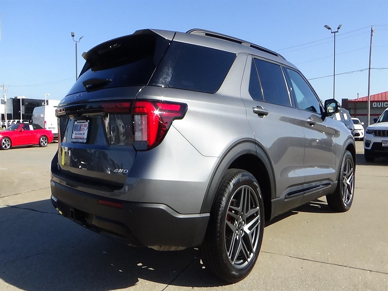 Used 2025 Carbonized Gray (m7) Ford ST-Line image 5