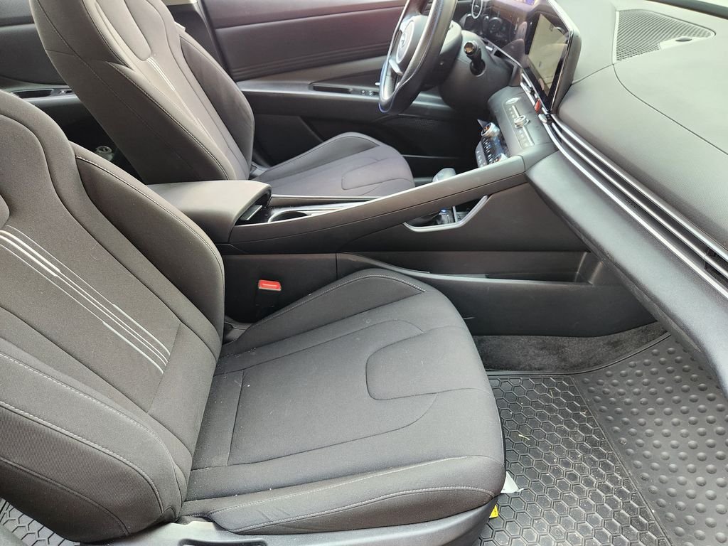 Used 2023 Intense Blue Hyundai SEL image 15
