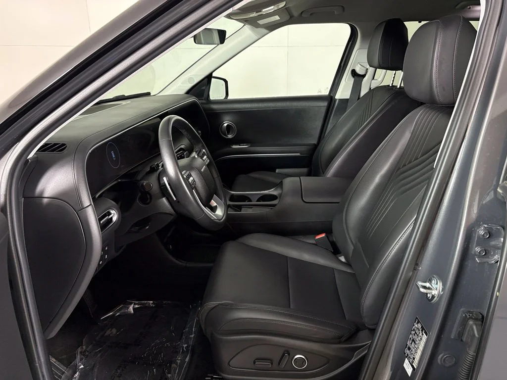 Used 2026 Gray Hyundai SEL image 15