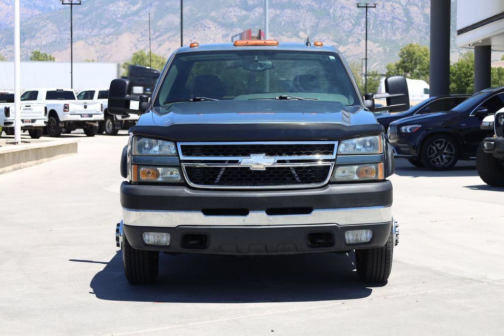 Used 2007 Blue Granite Metallic Chevrolet DRW LT1 image 9