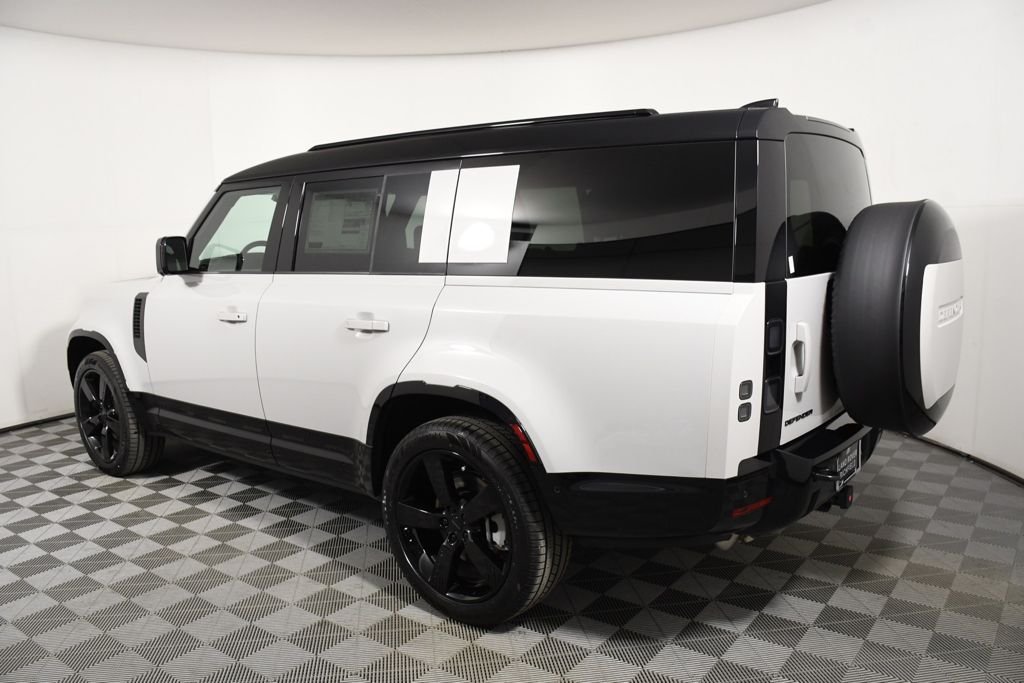 New 2026 Borasco Grey Land Rover X-Dynamic SE image 3