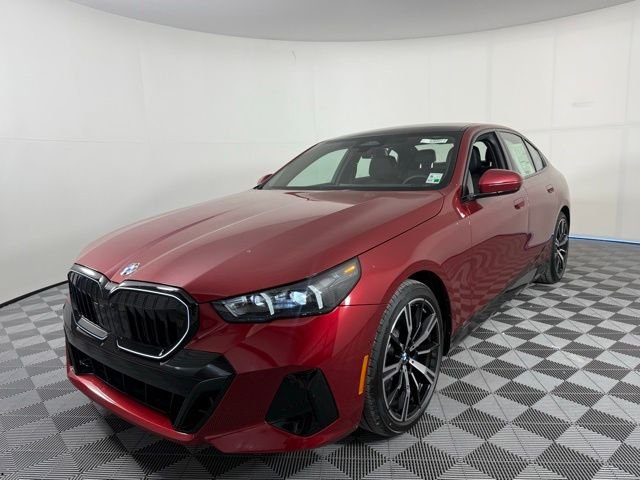 New 2026 Red BMW 530i image 3