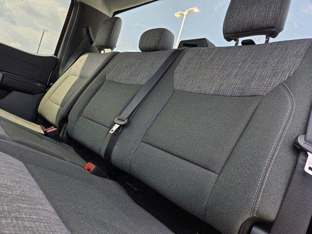 Used 2024 Oxford White Ford XLT image 25