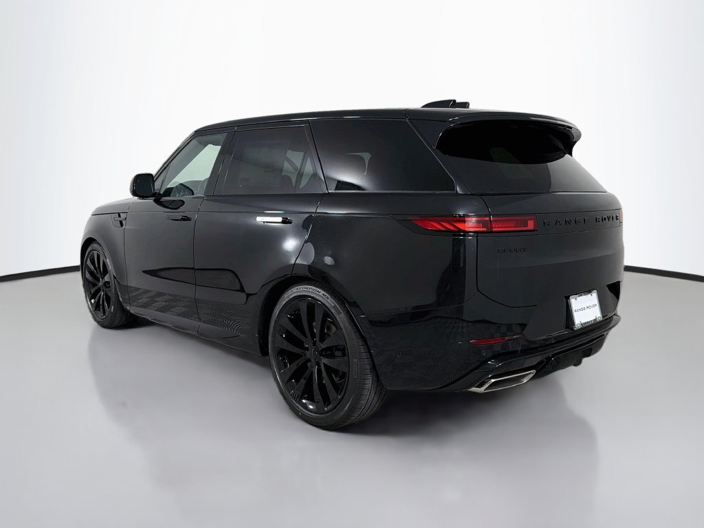 New 2027 Santorini Black Land Rover Dynamic SE P400 image 7