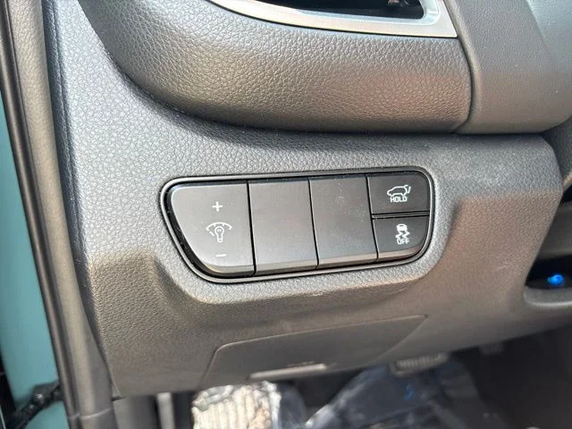 Used 2025 Blue Kia SX image 16
