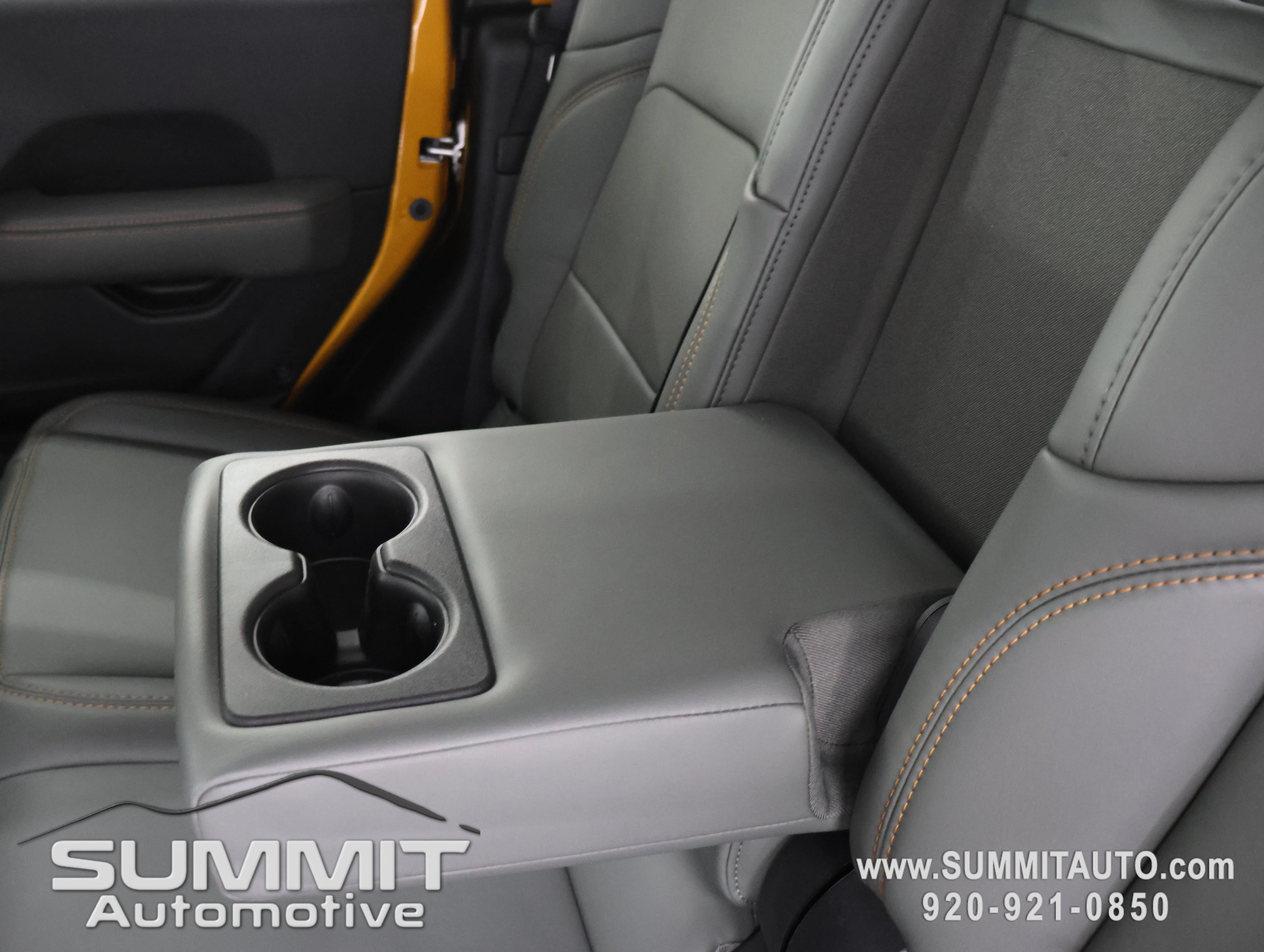 New 2026 Goldilocks Exterior Paint Jeep Mojave image 38