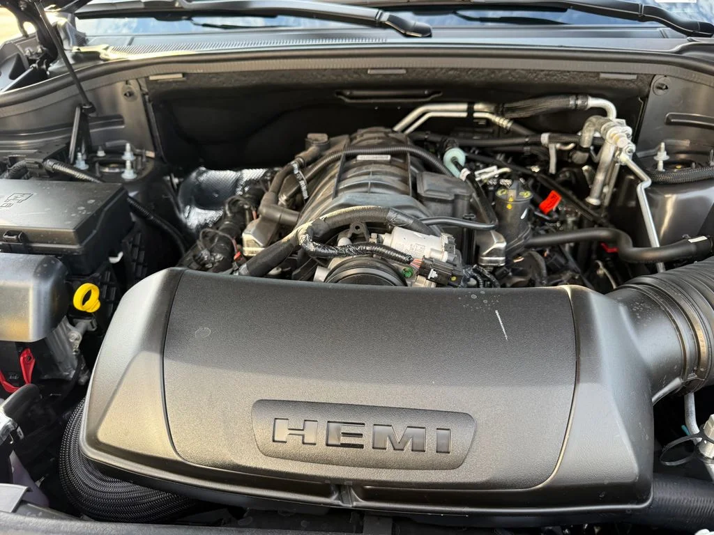 New 2026 Vapor Gray Exterior Paint Dodge GT HEMI V8 image 17