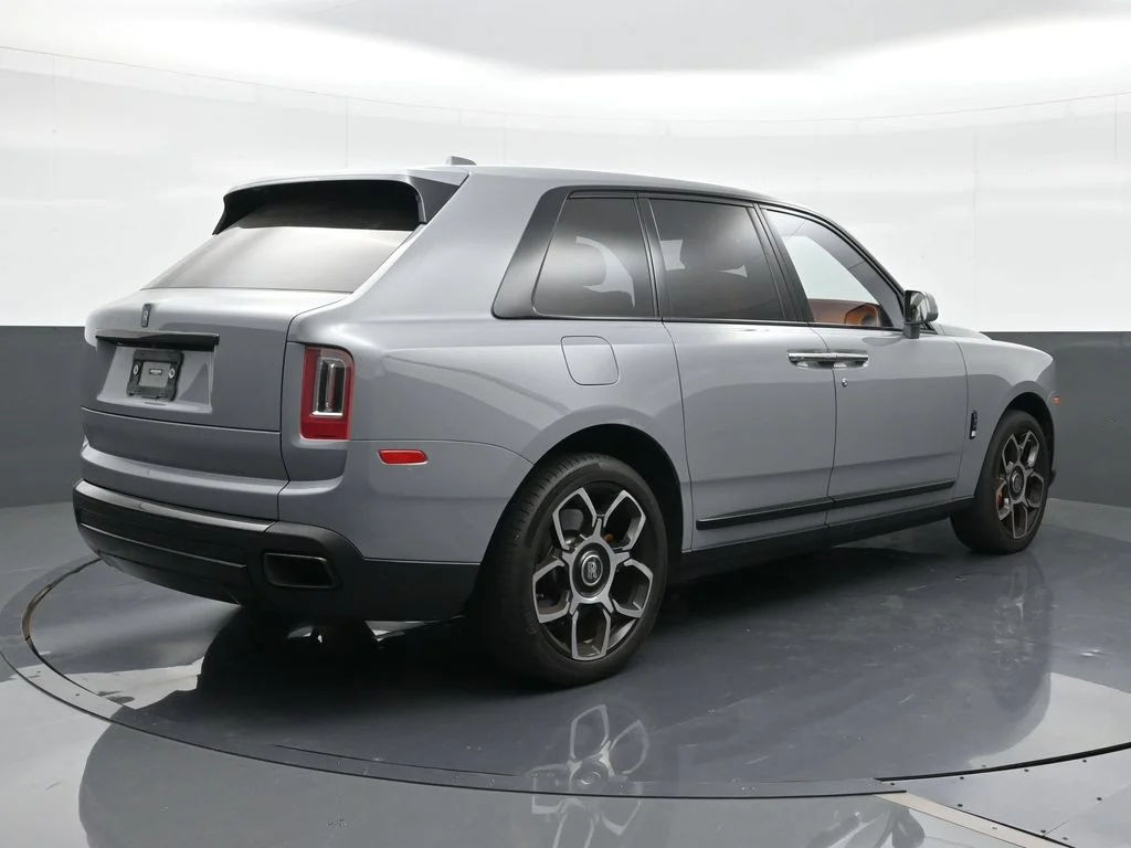 Certified Used 2023  Rolls-Royce Black Badge image 2