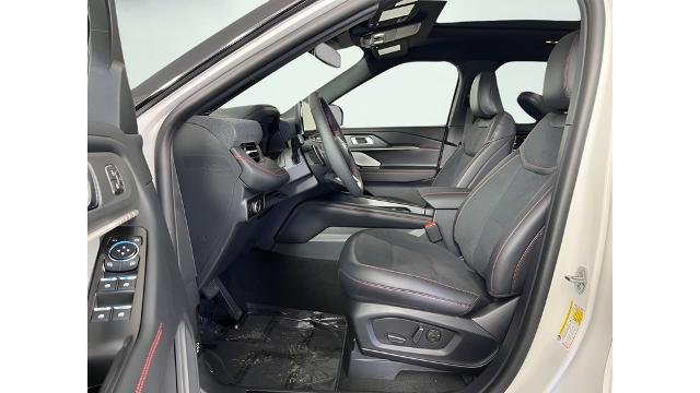 New 2026 Star White Metallic Tri-Coat Ford ST image 31