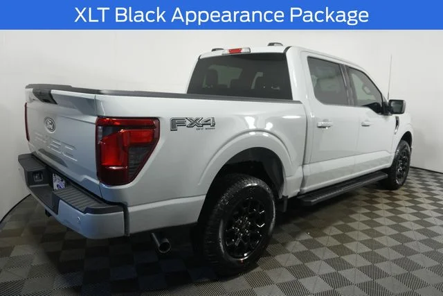 New 2026 Avalanche Ford XLT image 3