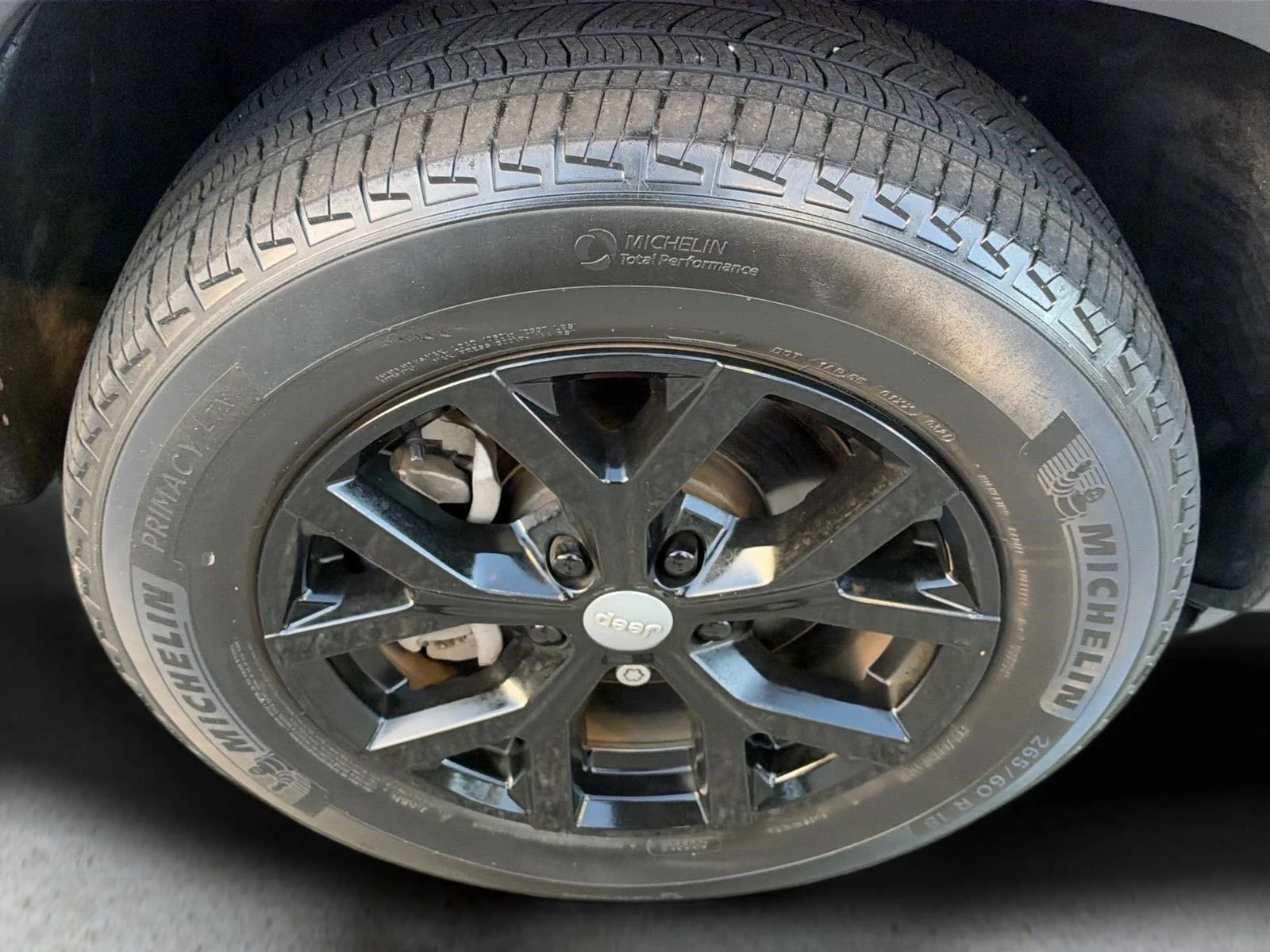 Used 2021 Bright White Clearcoat Jeep Limited image 10