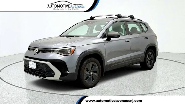 2025 Volkswagen Taos S FWD w/ Adventure Package & Roof Rack
