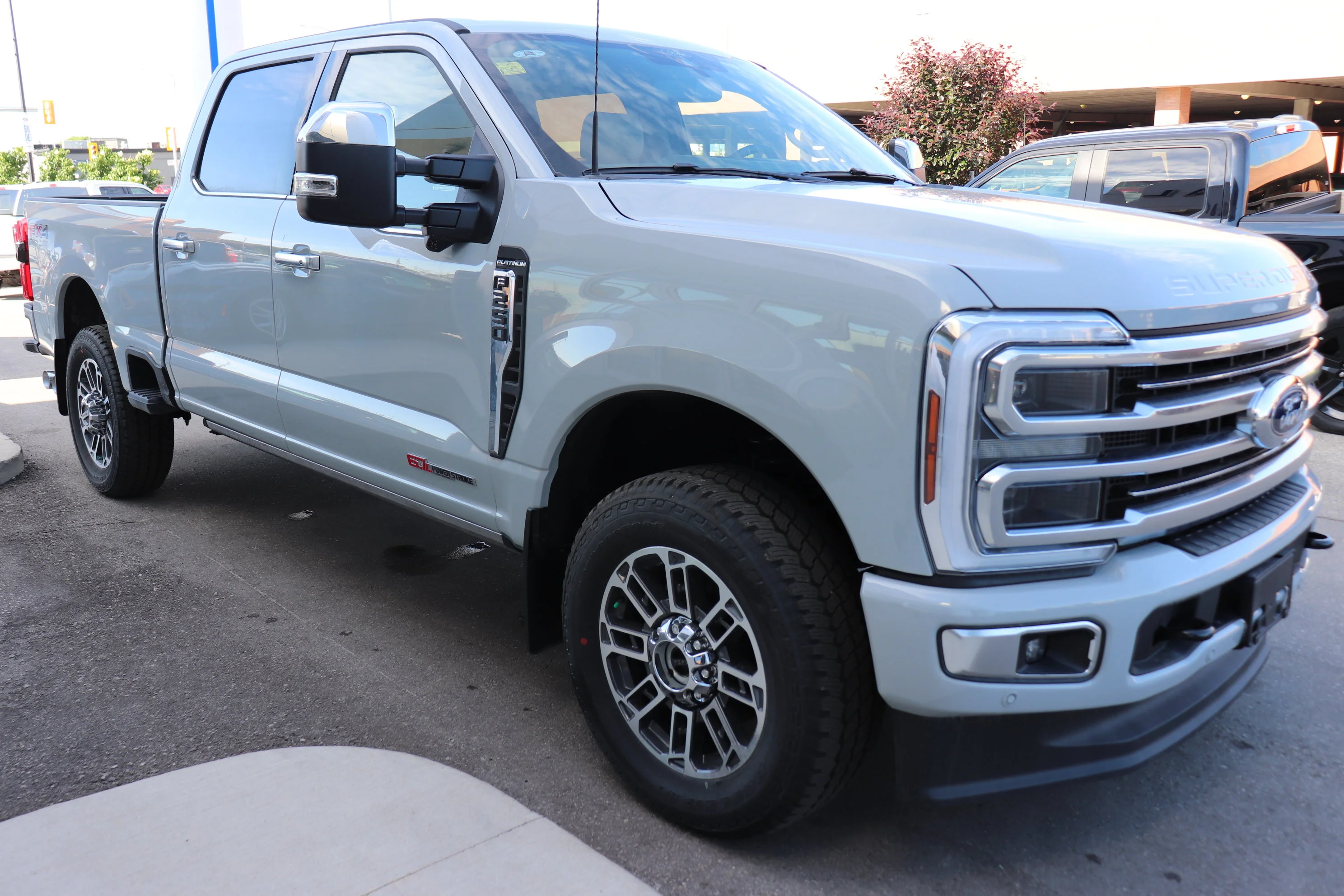 New 2026 AVALANCHE Ford Platinum image 3