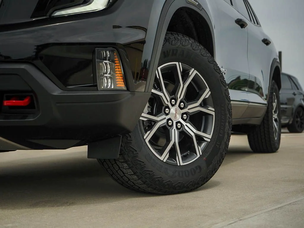 New 2026 Ebony Twilight Metallic GMC AT4 image 5
