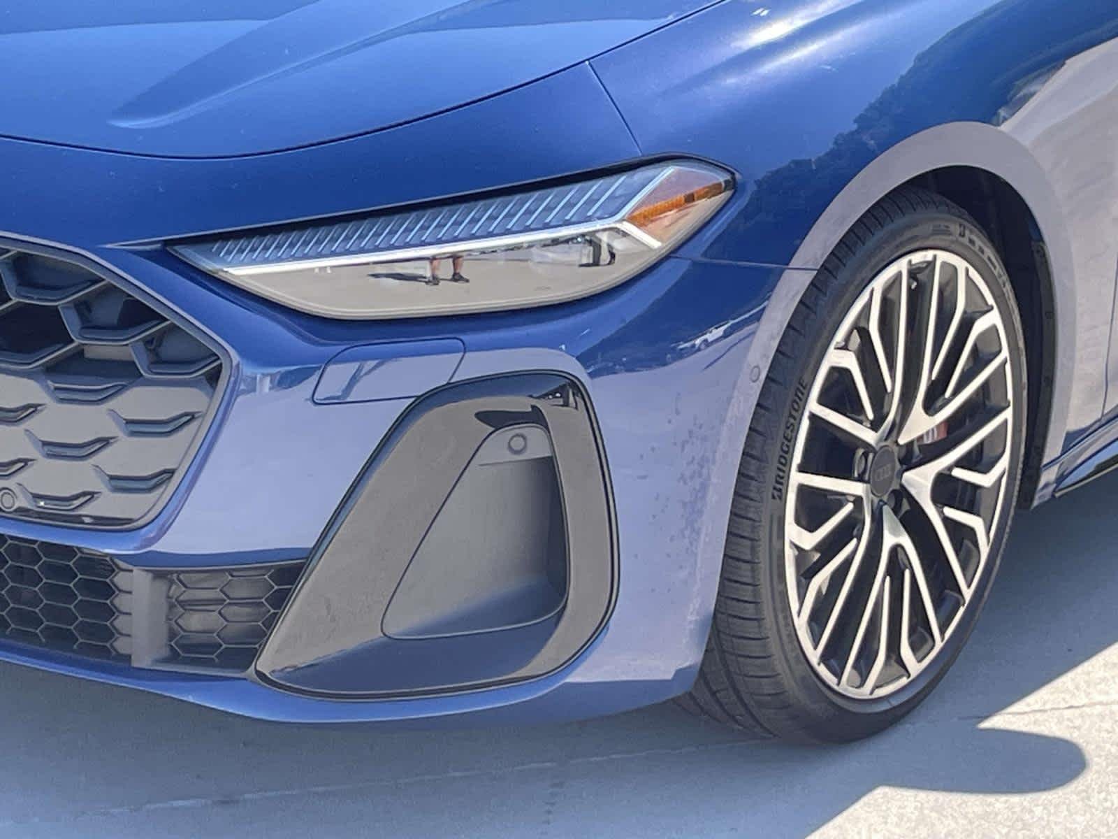 New 2026 9W9W/Blue Audi Premium Plus image 13