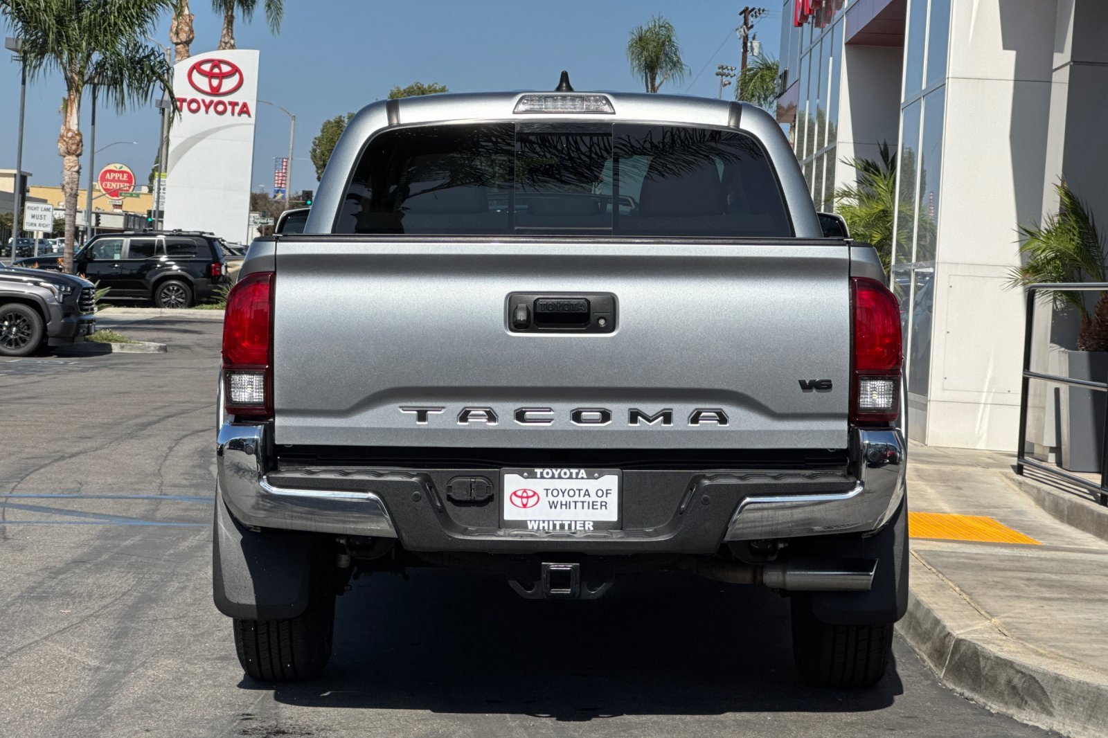 Certified Used 2022 Silver Toyota SR5 image 6