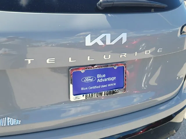 Certified Used 2024 Gray Kia SX-Prestige X-Line image 9