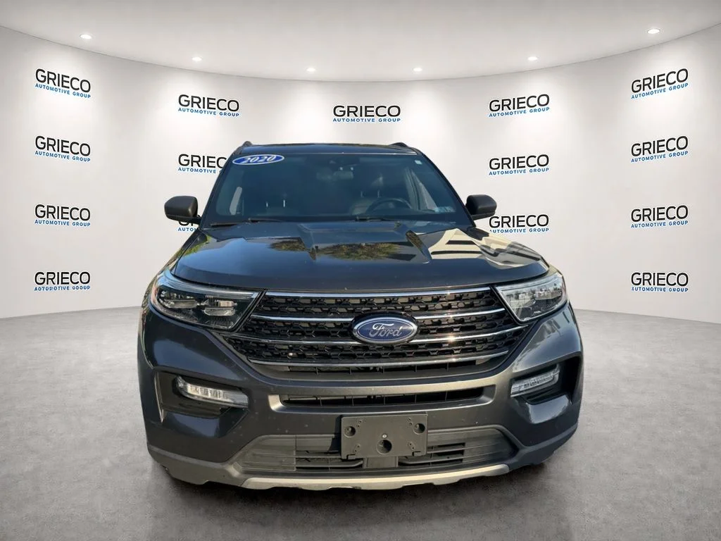 Used 2020 Gray Ford XLT image 2