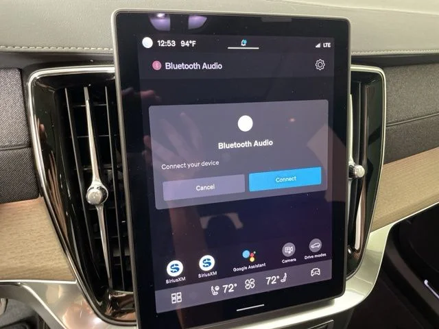 2025 Volvo XC90 Plus - Photo 27