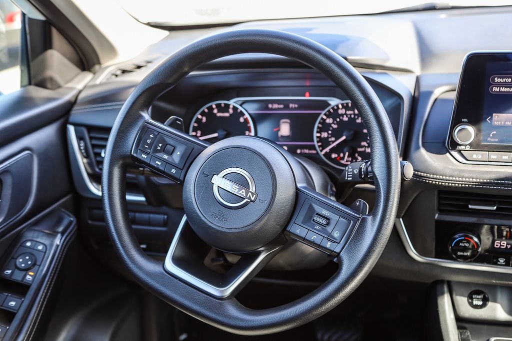2024 Nissan Rogue SV - Photo 15