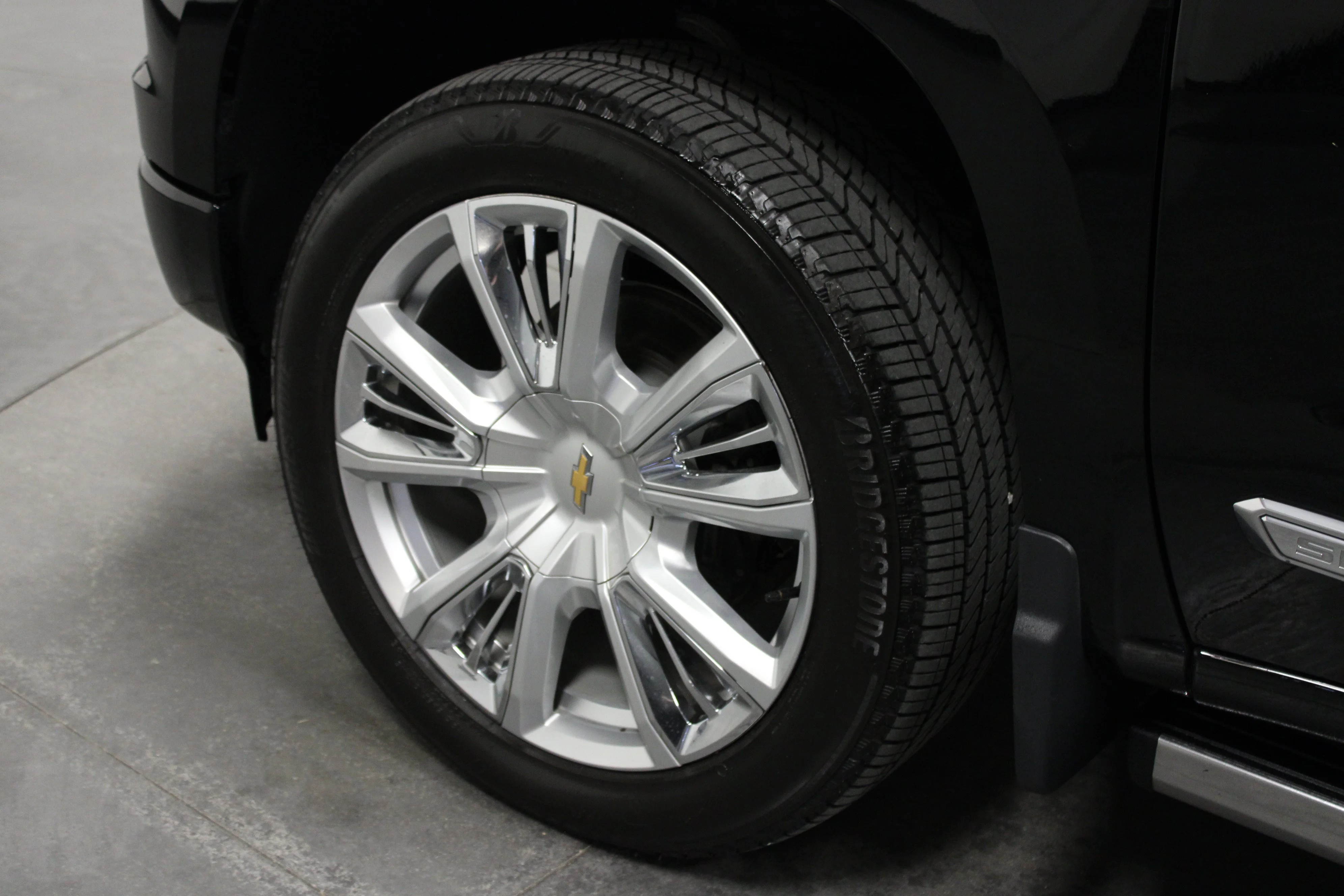 Used 2026 Black Chevrolet High Country image 10