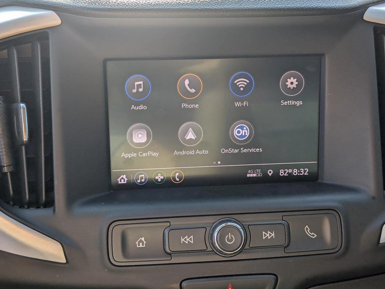 Used 2020 GRAPHITE GRAY METALLIC GMC SLE image 22