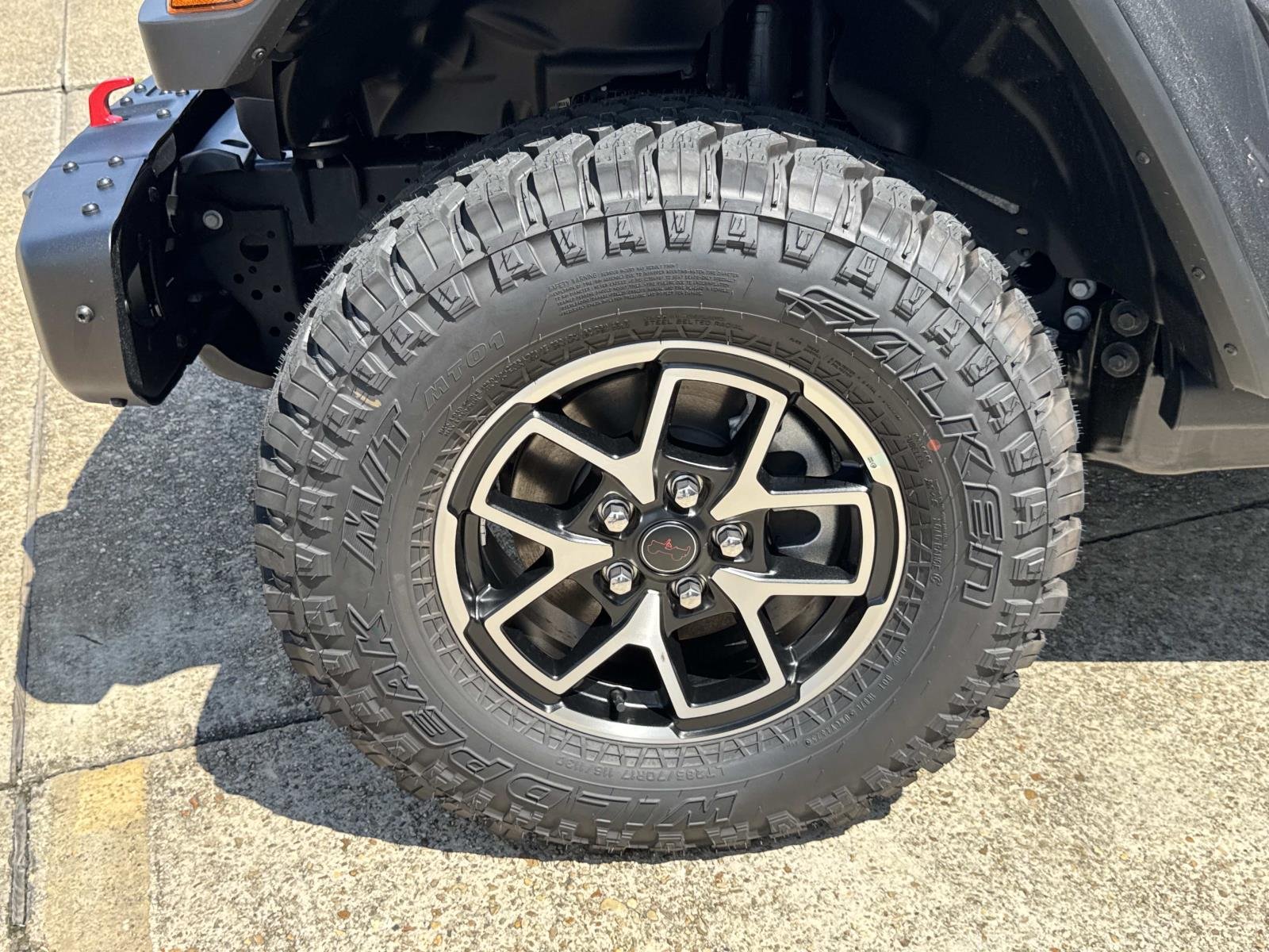 New 2026 Granite Crystal Metallic Clear-Coat Exterior Paint Jeep Rubicon X image 3