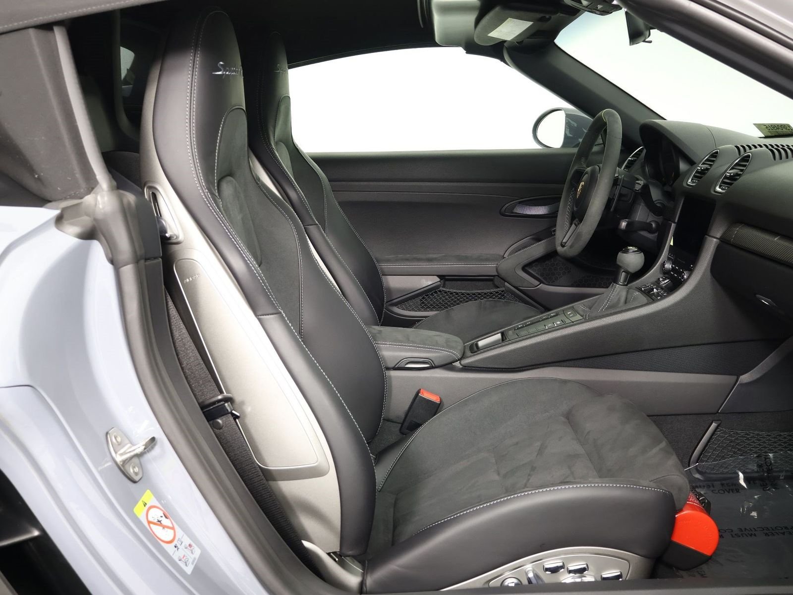 Certified Used 2024 Arctic Grey Porsche RS image 27