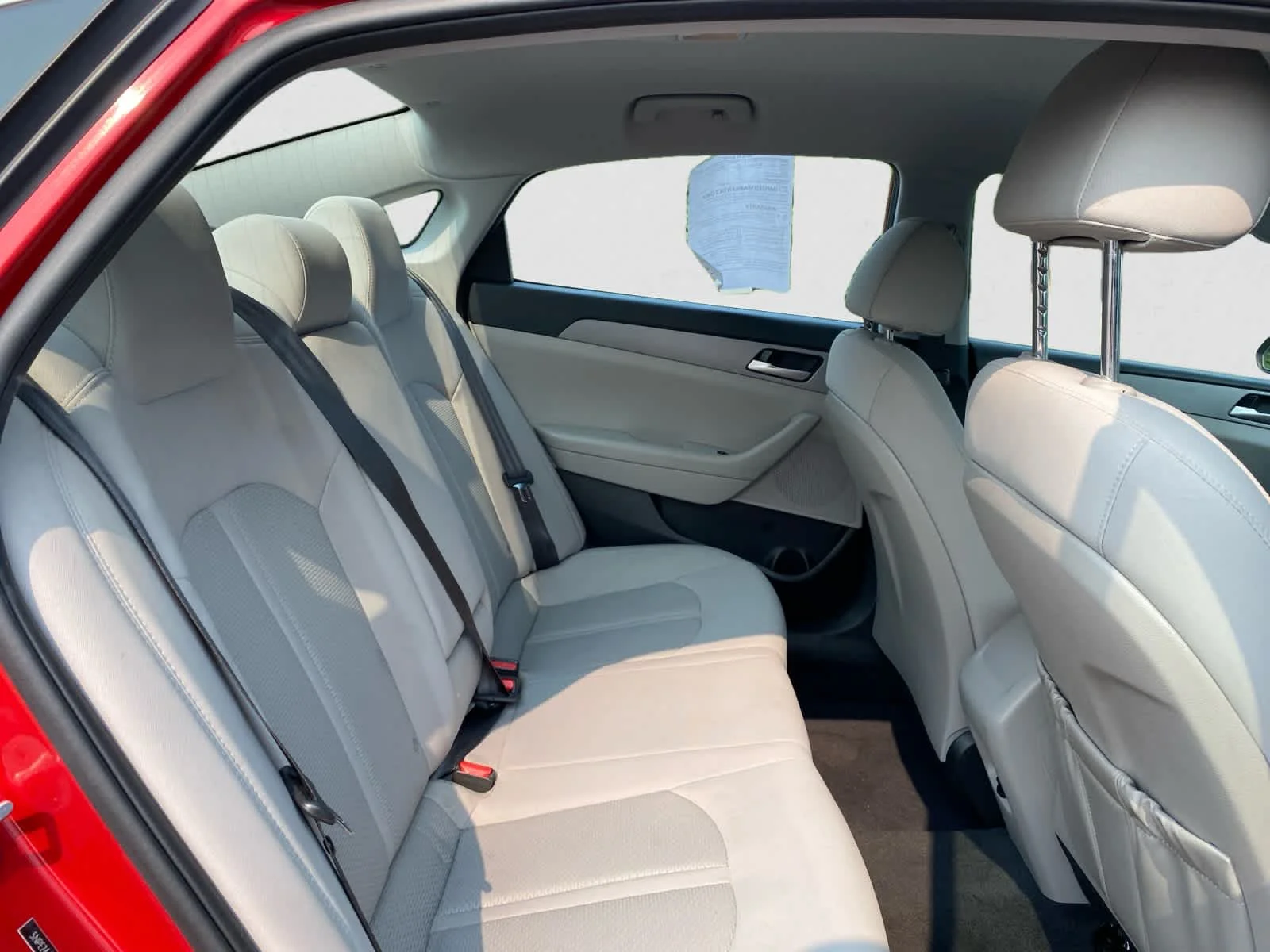 Used 2019 Scarlet Red Hyundai SE image 22