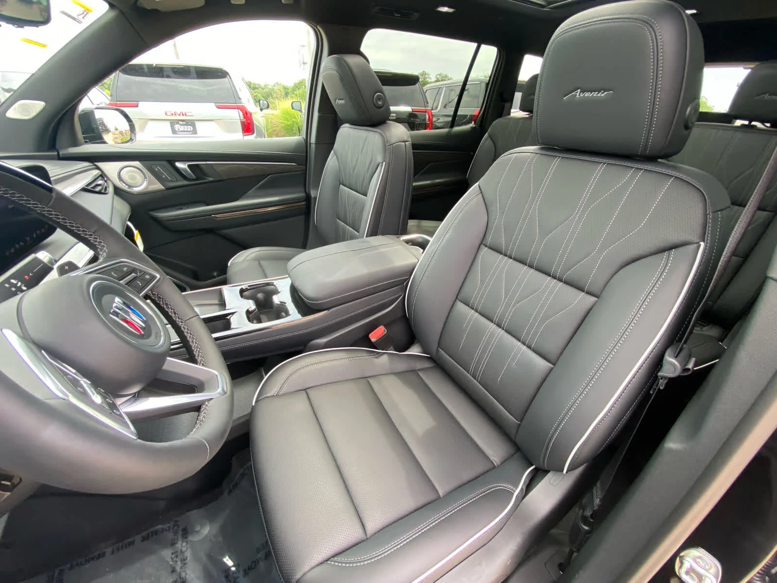 New 2026 Ebony Twilight Metallic Buick Avenir image 20