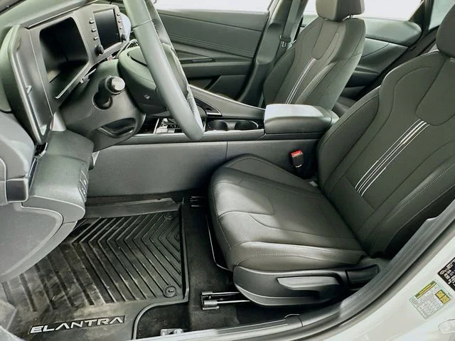 New 2026 Hyundai ELANTRA SEL Sport