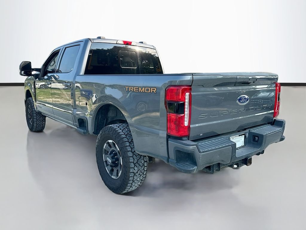 Used 2023 Gray Ford Lariat image 7