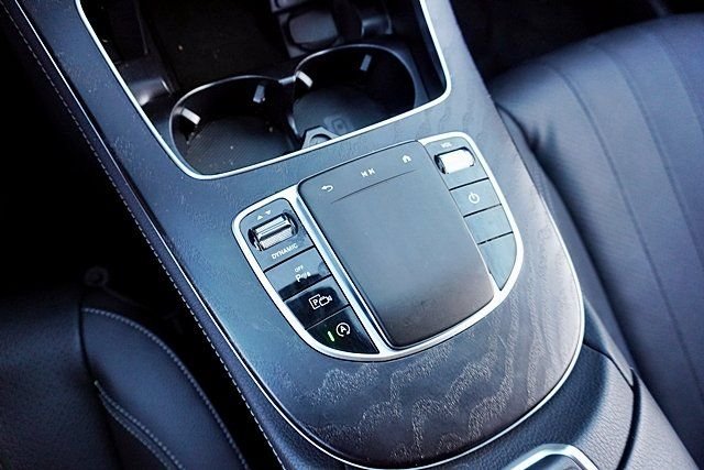 Used 2022  Mercedes-Benz E 350 image 29