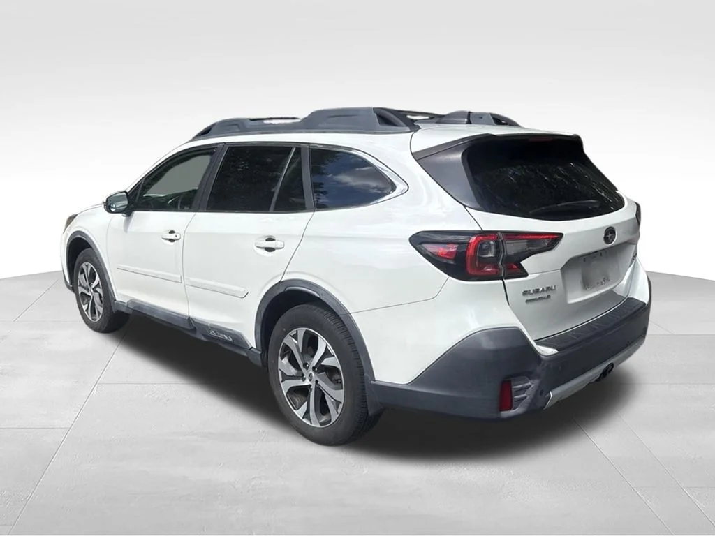 Used 2020 Crystal White Pearl Subaru Limited image 3